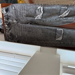 Distressed Gray Men's Jeans